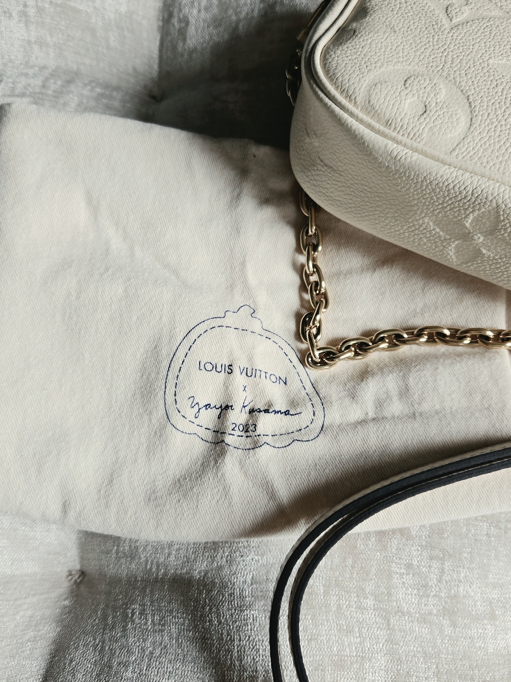 Louis Vuitton Ivy Wallet On Chain - Creme - Picture 11 of 12